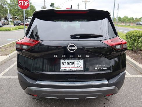 Certified 2023 Nissan Rogue SL w/ SL Premium Package image 6