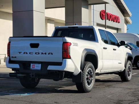 New 2026 Toyota Tacoma TRD Off-Road AWD/4WD image 4