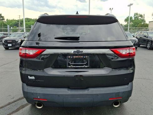 Used 2020 Chevrolet Traverse LT FWD image 5