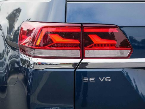 Certified 2023 Volkswagen Atlas SE FWD image 8