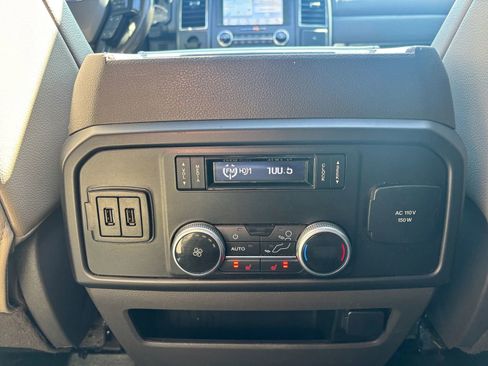 Used 2019 Ford Expedition Max Limited image 22
