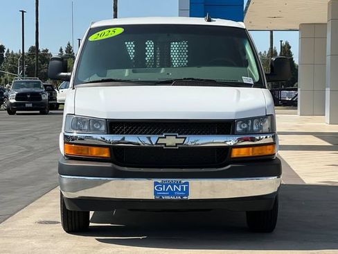 Used 2025 Chevrolet Express 2500 w/ Driver Convenience Package RWD image 9