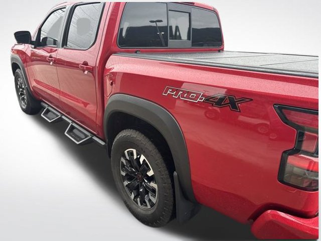 Used 2022 Nissan Frontier PRO-4X AWD/4WD image 2