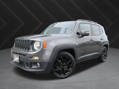 Used 2018 Jeep Renegade Altitude w/ UConnect 8.4 Nav Group