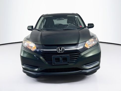 Used 2018 Honda HR-V LX image 3