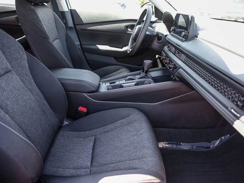 Used 2025 Honda Accord LX image 19