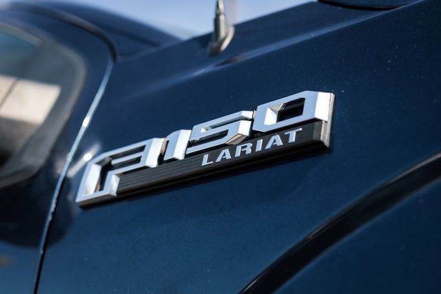Used 2018 Ford F150 Lariat w/ Equipment Group 502A Luxury AWD/4WD image 11