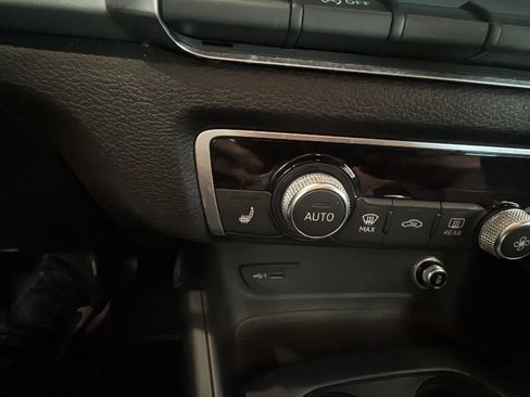 Used 2018 Audi A3 2.0T Premium FWD image 38