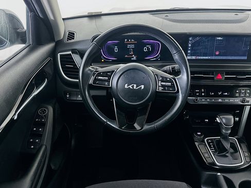 Used 2025 Kia Seltos S FWD image 18