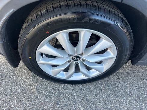 Used 2019 INFINITI QX50 Essential w/ Premium Heat Package image 21