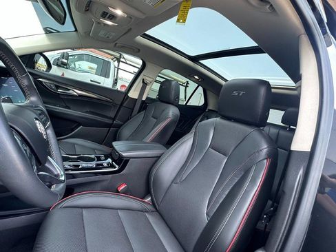 Used 2023 Buick Envision Essence FWD image 8