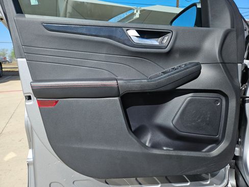 Used 2024 Ford Escape ST-Line FWD image 11