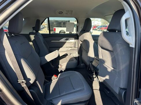 New 2026 Ford Explorer Active image 4