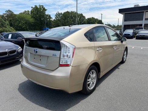 Used 2010 Toyota Prius Five FWD image 4