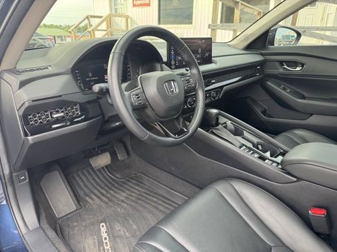 Used 2023 Honda Accord EX-L image 19