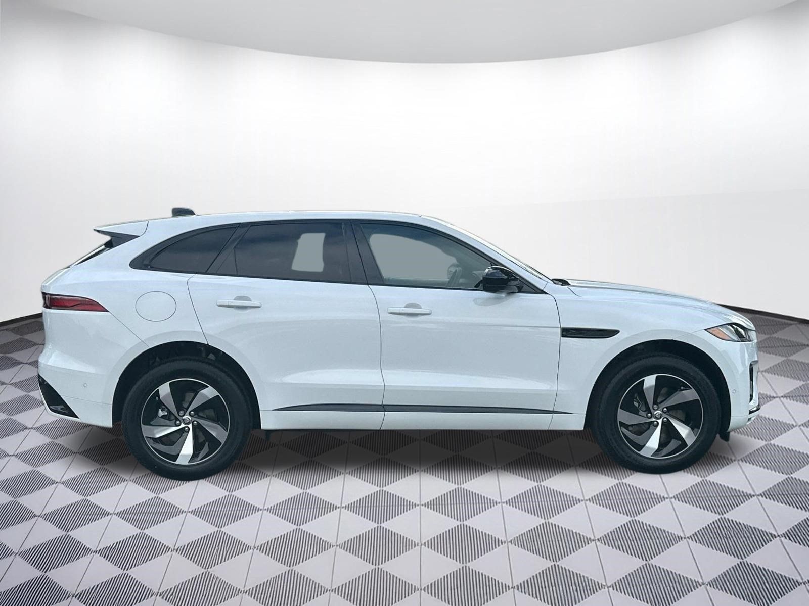 New 2026 Jaguar F-PACE R-Dynamic S AWD/4WD image 8