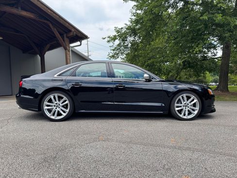 Used 2017 Audi S8 Plus AWD/4WD image 6