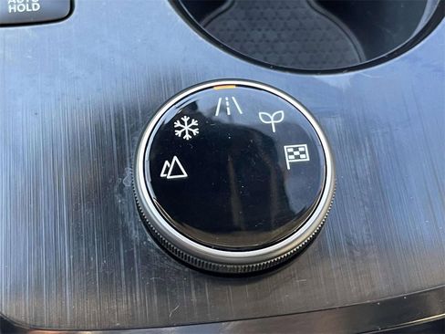 Certified 2023 Nissan Rogue SL w/ SL Premium Package image 32