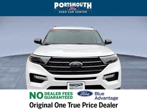 Used 2023 Ford Explorer XLT w/ Equipment Group 202A image 9