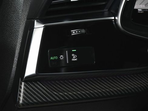 Used 2025 Audi SQ7 Premium Plus image 25