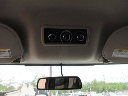 Used 2020 Chevrolet Express 3500 LS RWD image 16