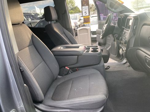 Used 2019 Chevrolet Silverado 1500 Custom w/ Custom Value Package image 26