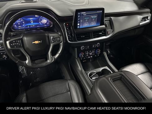 Used 2022 Chevrolet Tahoe Z71 w/ Luxury Package AWD/4WD image 12