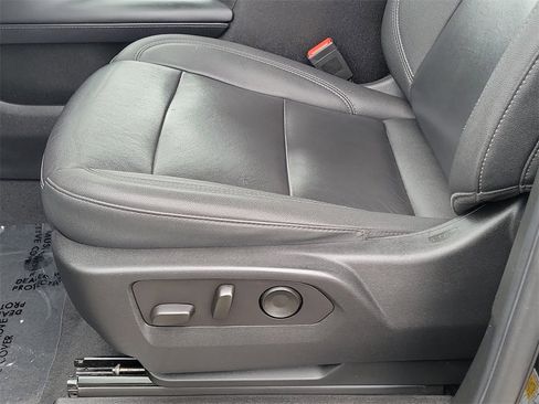 Used 2023 Chevrolet Tahoe LT image 15