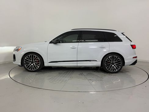 New 2026 Audi SQ7 Premium Plus AWD/4WD image 2