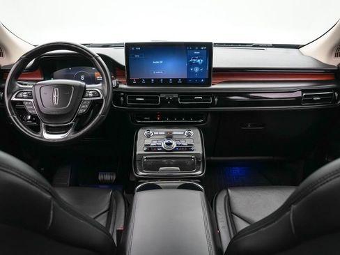 Used 2023 Lincoln Nautilus Reserve w/ Monochromatic Package AWD/4WD image 14