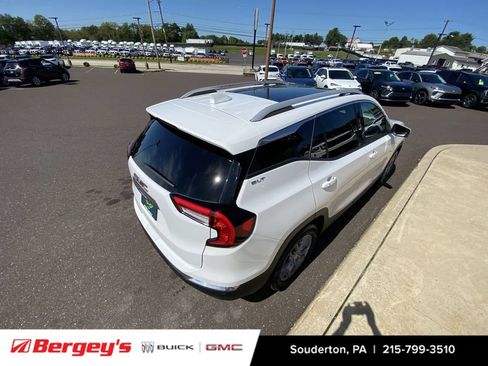 Used 2023 GMC Terrain SLT FWD image 24