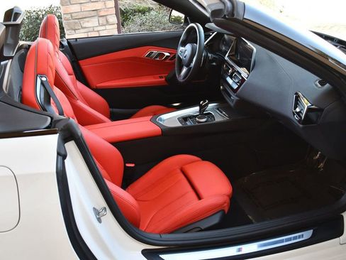 Used 2023 BMW Z4 sDrive30i w/ Premium Package image 58