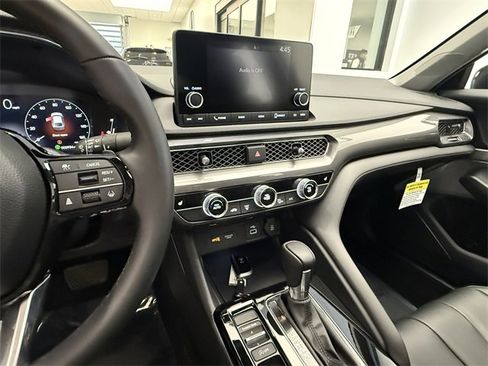Used 2025 Acura Integra image 21