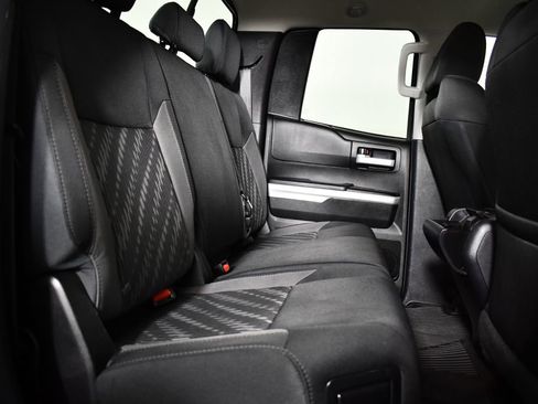 Used 2018 Toyota Tundra SR5 image 18