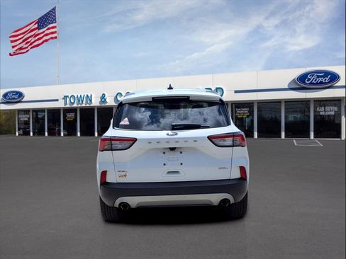 Used 2022 Ford Escape SEL image 4