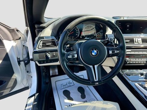 Used 2018 BMW M6 Convertible RWD image 7