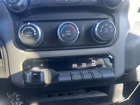 Used 2023 RAM 3500 Tradesman image 23