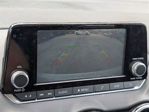 Used 2023 Nissan Sentra S image 16