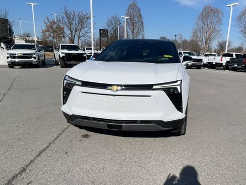New 2025 Chevrolet Blazer EV LT image 39