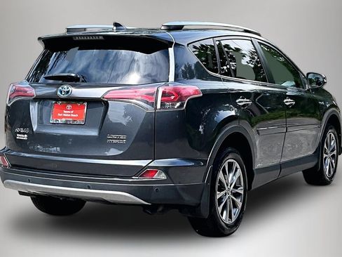 Used 2018 Toyota RAV4 Limited w/ Advanced Technology Package AWD/4WD image 5
