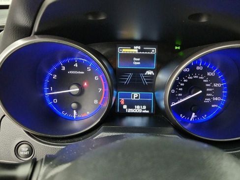 Used 2018 Subaru Outback 2.5i Limited AWD/4WD image 16