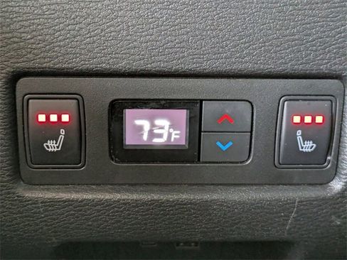 Used 2022 Mitsubishi Outlander SEL image 16