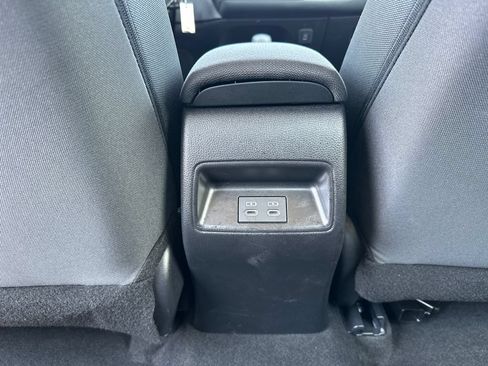 Used 2025 Toyota Corolla LE FWD image 22
