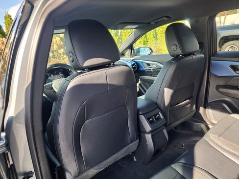 New 2026 Chevrolet Equinox EV LT image 15