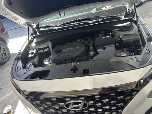 Used 2020 Hyundai Santa Fe Limited image 6