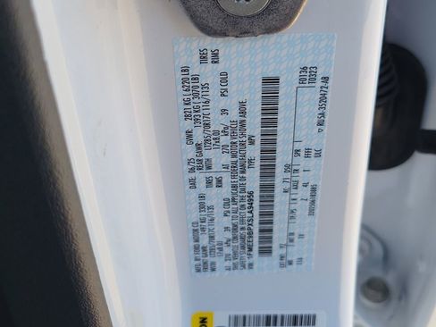 New 2025 Ford Bronco Badlands image 13