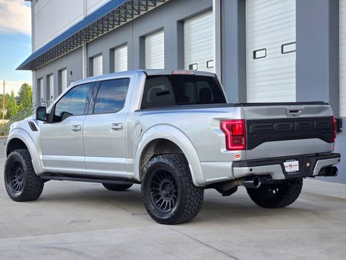 Used 2019 Ford F150 Raptor w/ Equipment Group 802A Luxury AWD/4WD image 6
