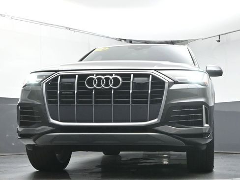 Used 2022 Audi Q7 3.0T Premium Plus w/ Premium Plus Package AWD/4WD image 35