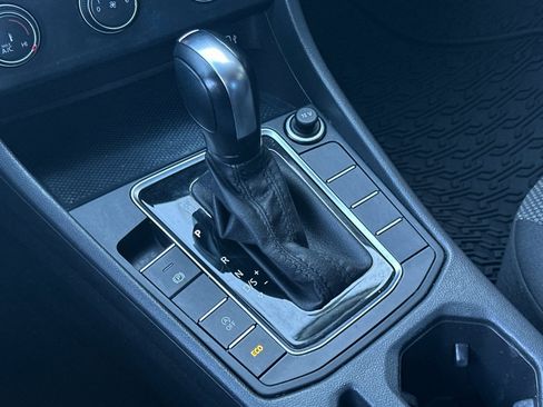 Used 2019 Volkswagen Jetta S image 20