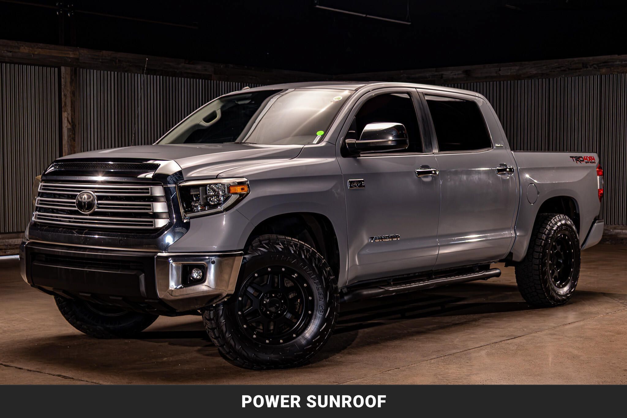 Used 2018 Toyota Tundra Limited w/ Limited Premium Package AWD/4WD image 4